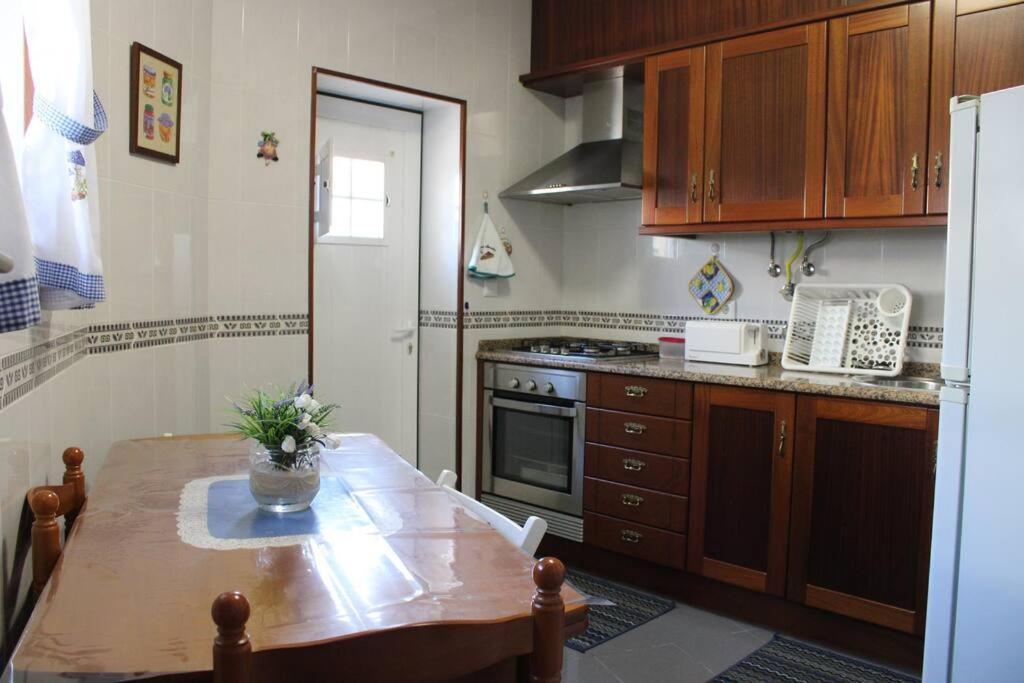 Ferienwohnung Casa Da Avo Lidia Lourinhã Exterior foto